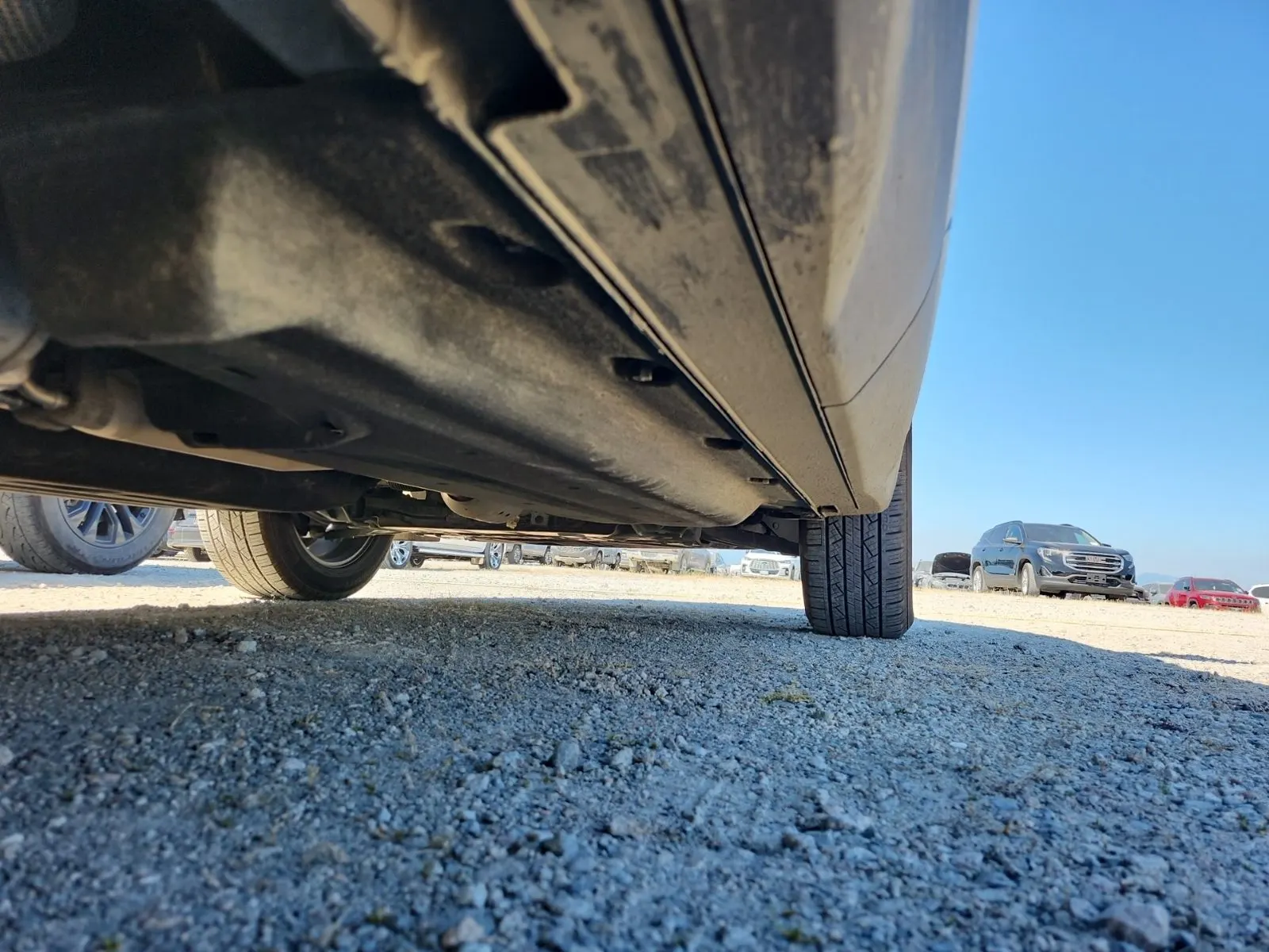 Undercarriage - Passenger Photo