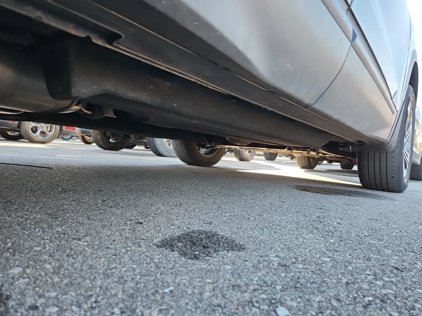 Undercarriage - Passenger Photo
