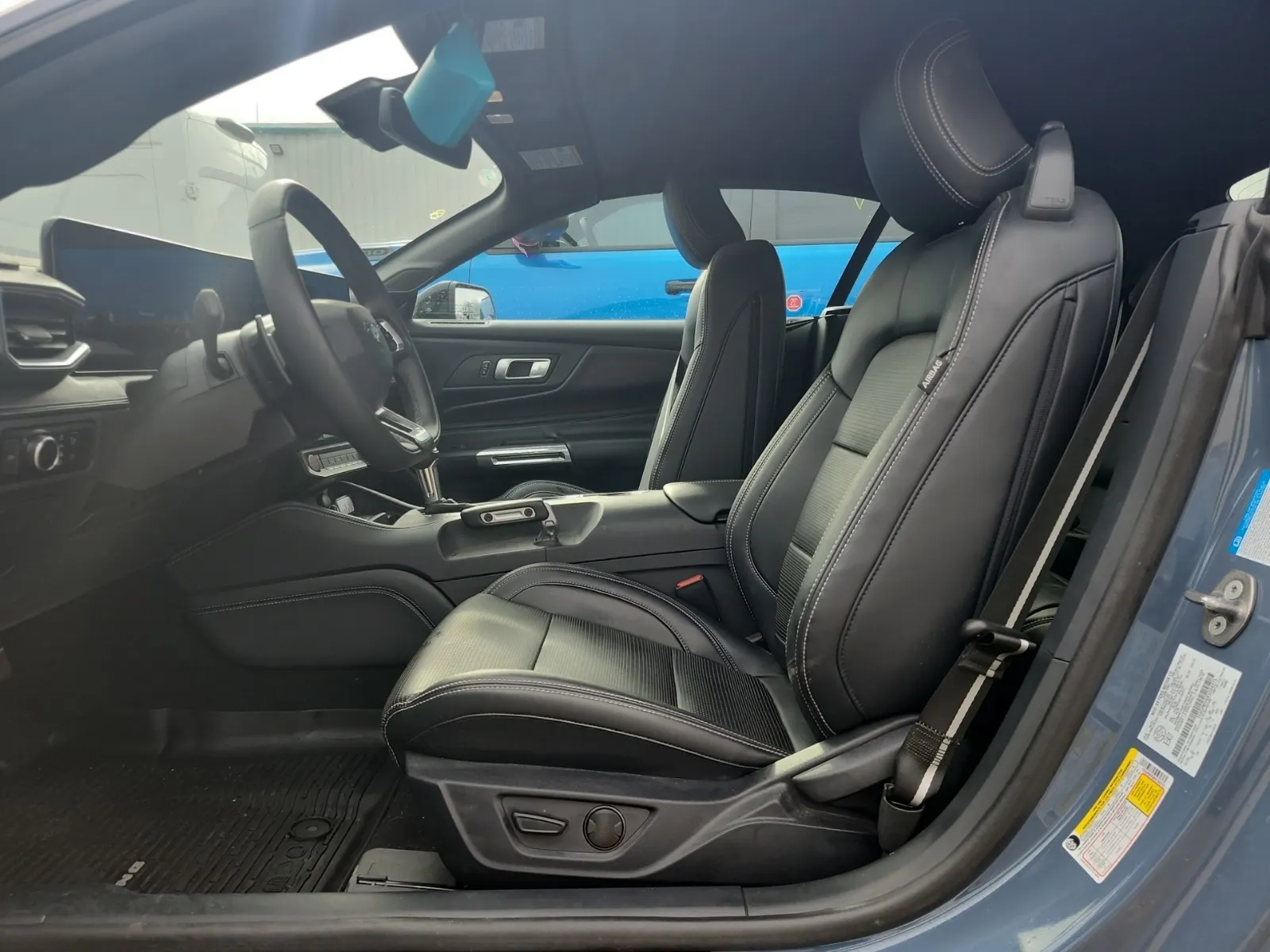 Front Interior Photo