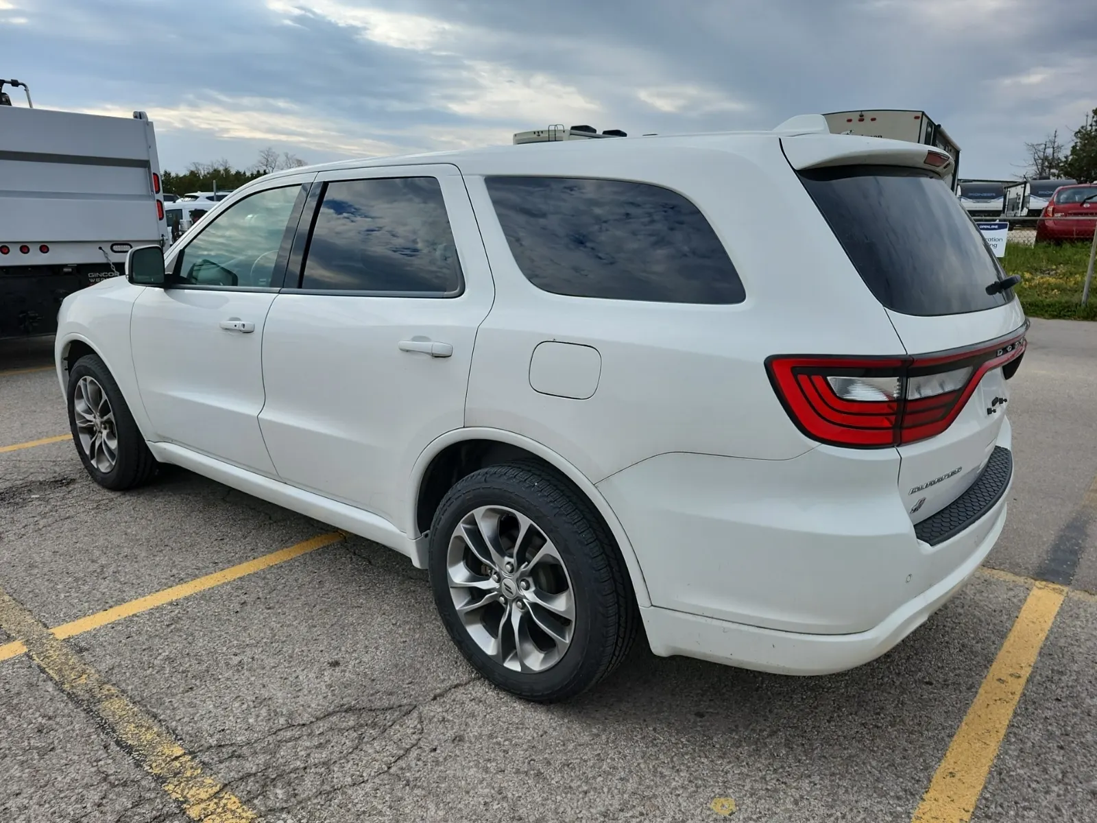 Driver Rear 3/4 Photo