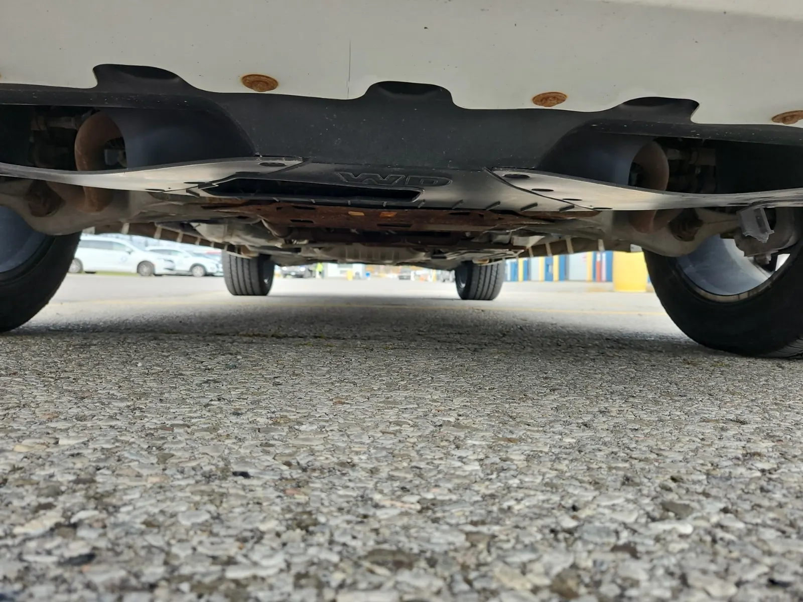 Undercarriage - Front Photo