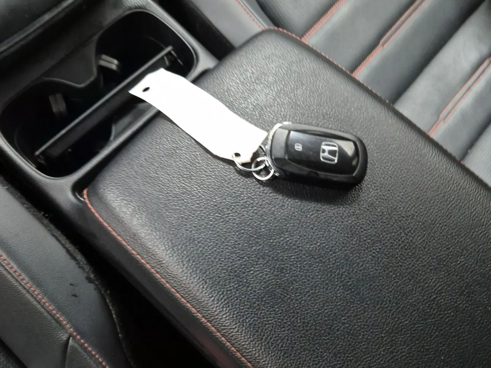 Keys/Fobs/Manual Photo