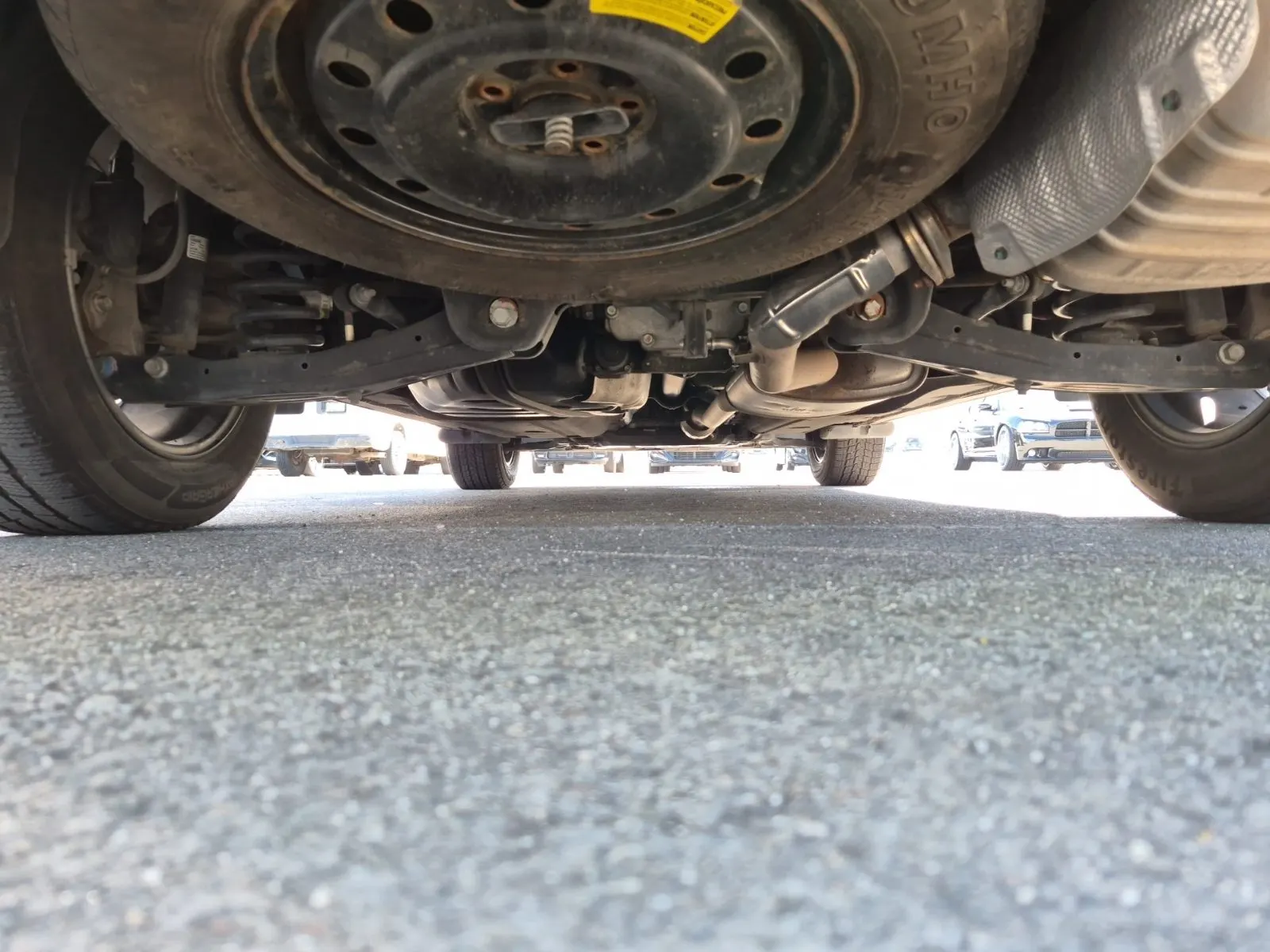 Undercarriage - Rear Photo