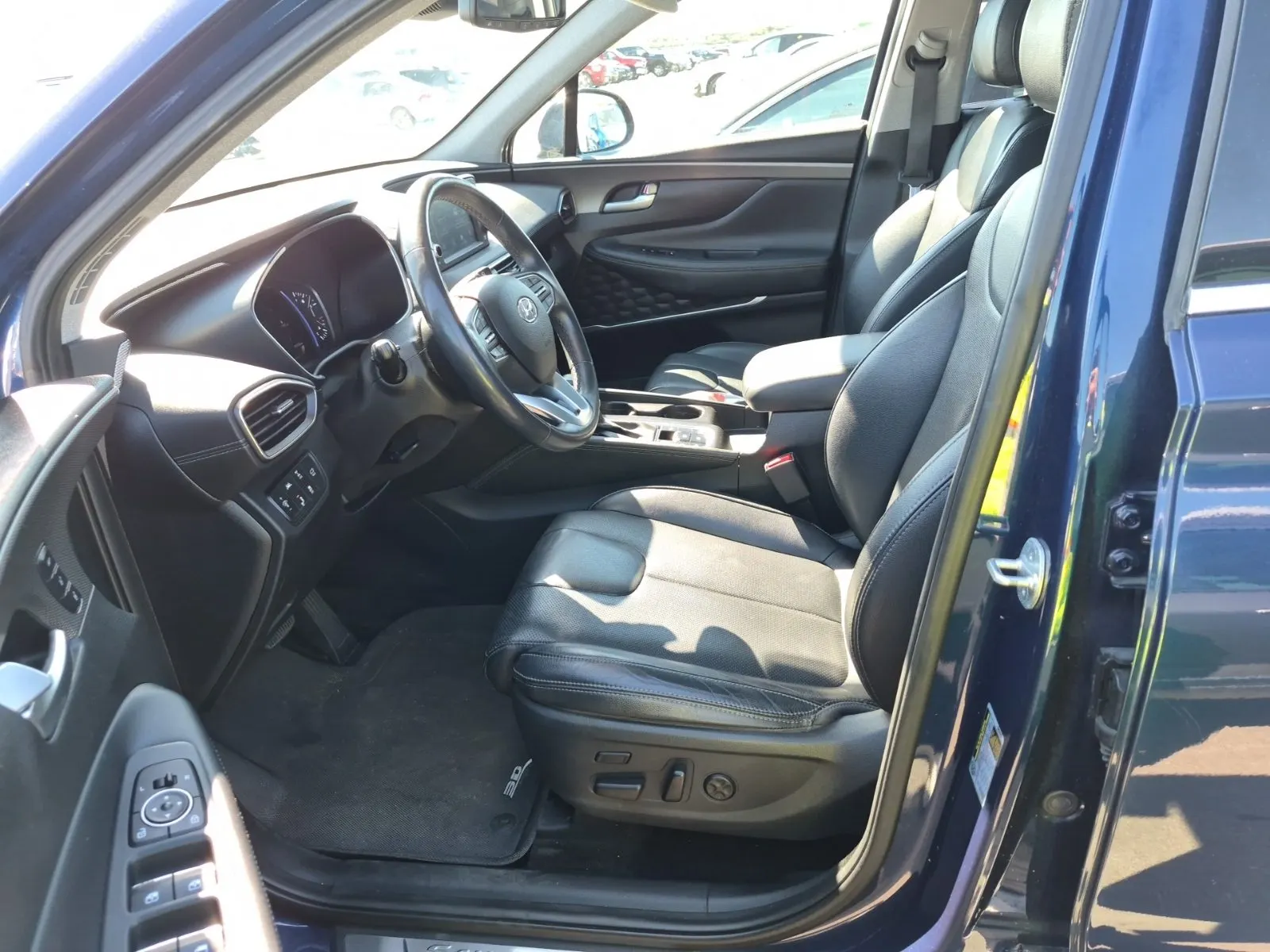 Front Interior Photo
