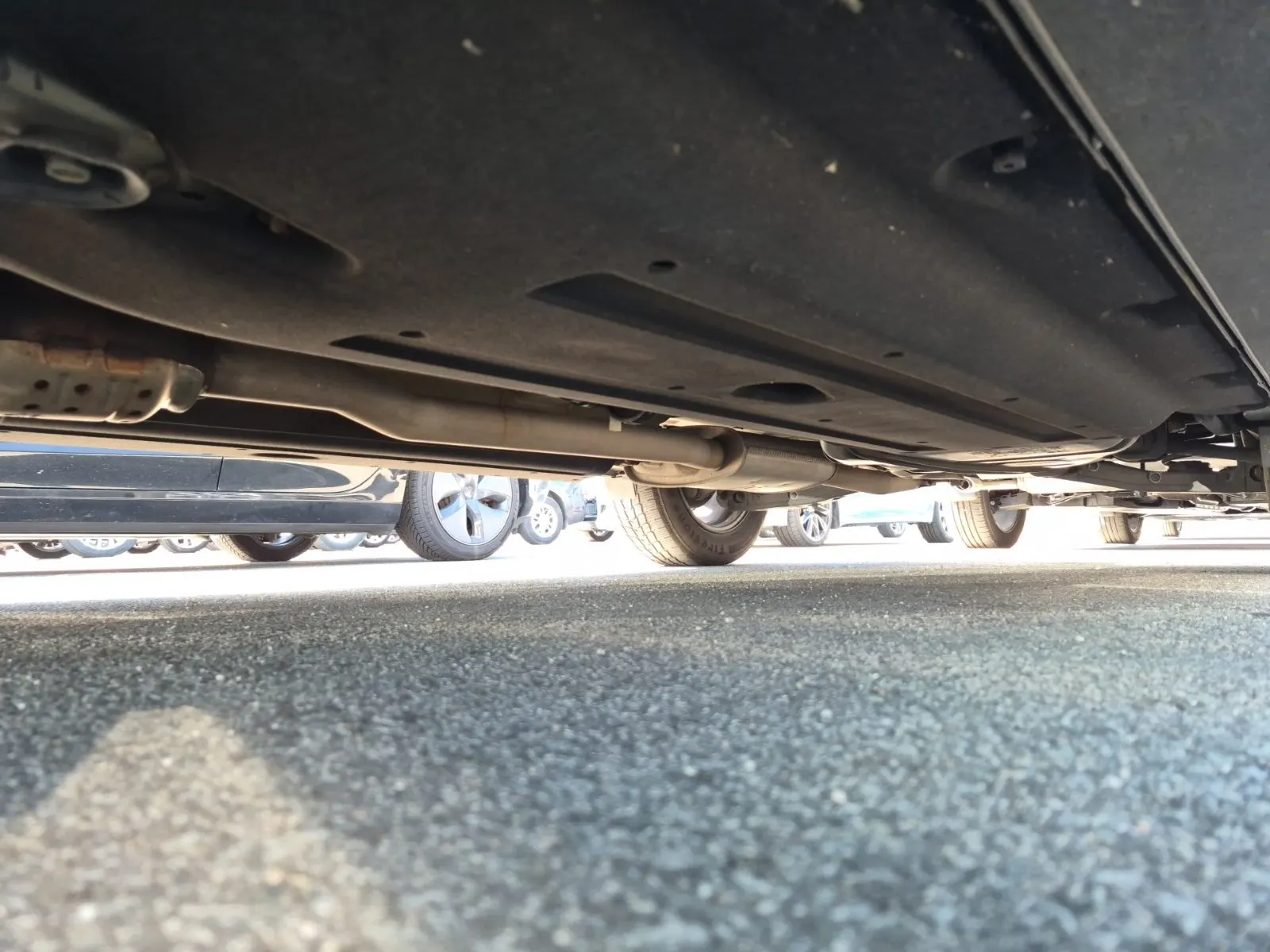 Undercarriage - Driver Photo