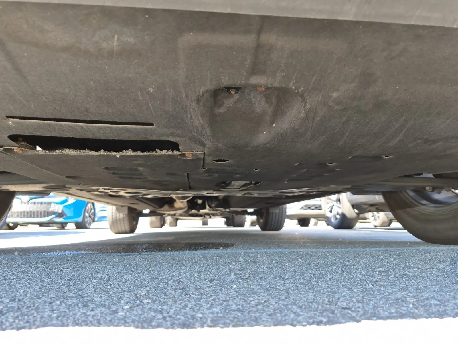 Undercarriage - Front Photo
