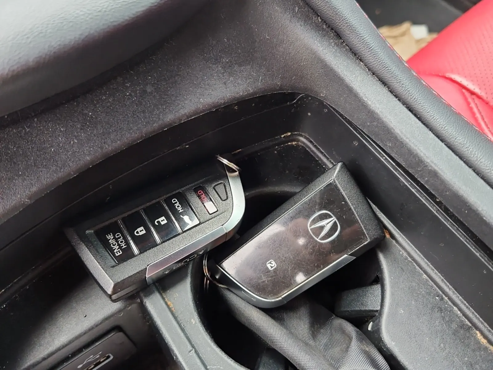 Keys/Fobs/Manual Photo