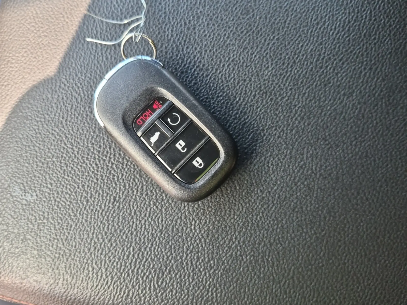 Keys/Fobs/Manual Photo