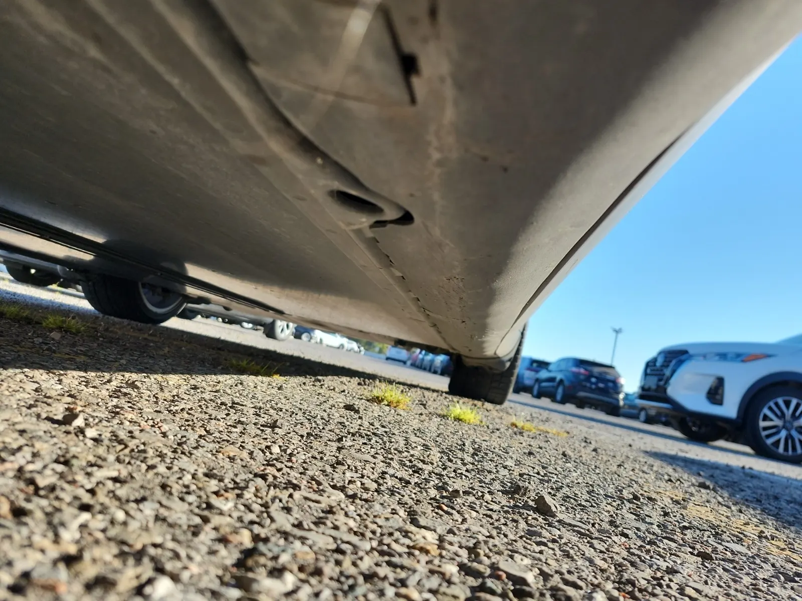 Undercarriage - Passenger Photo