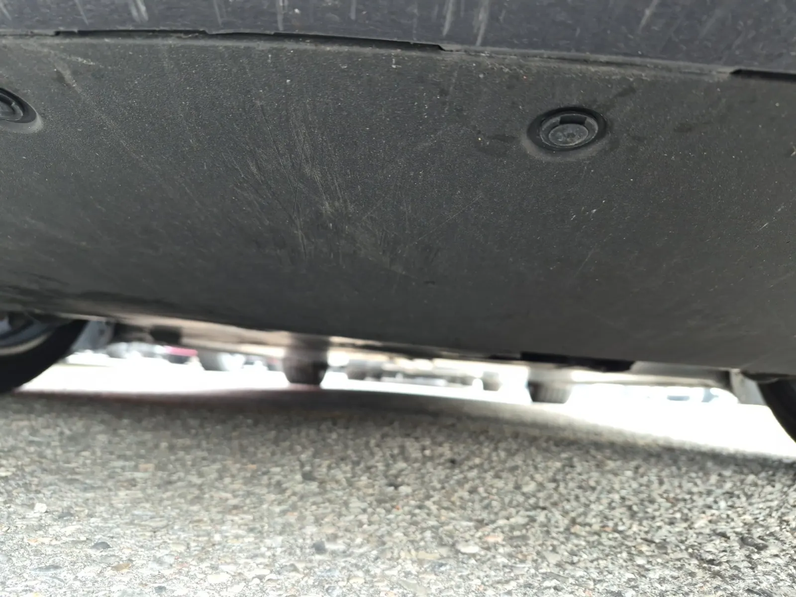 Undercarriage - Front Photo