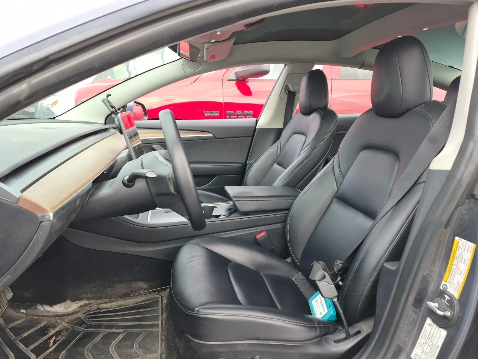 Front Interior Photo