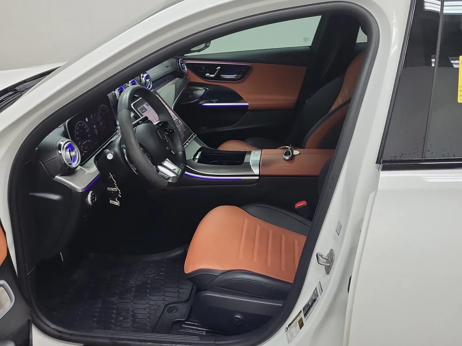Front Interior Photo