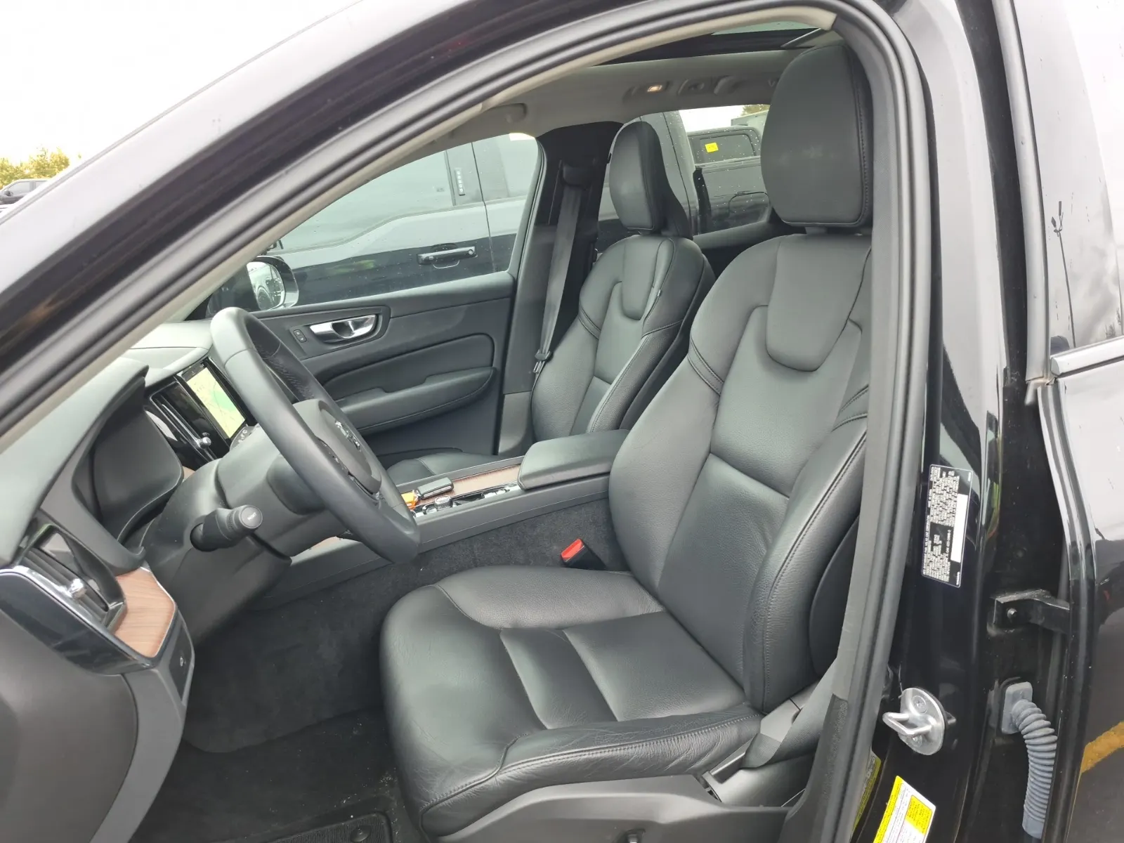 Front Interior Photo