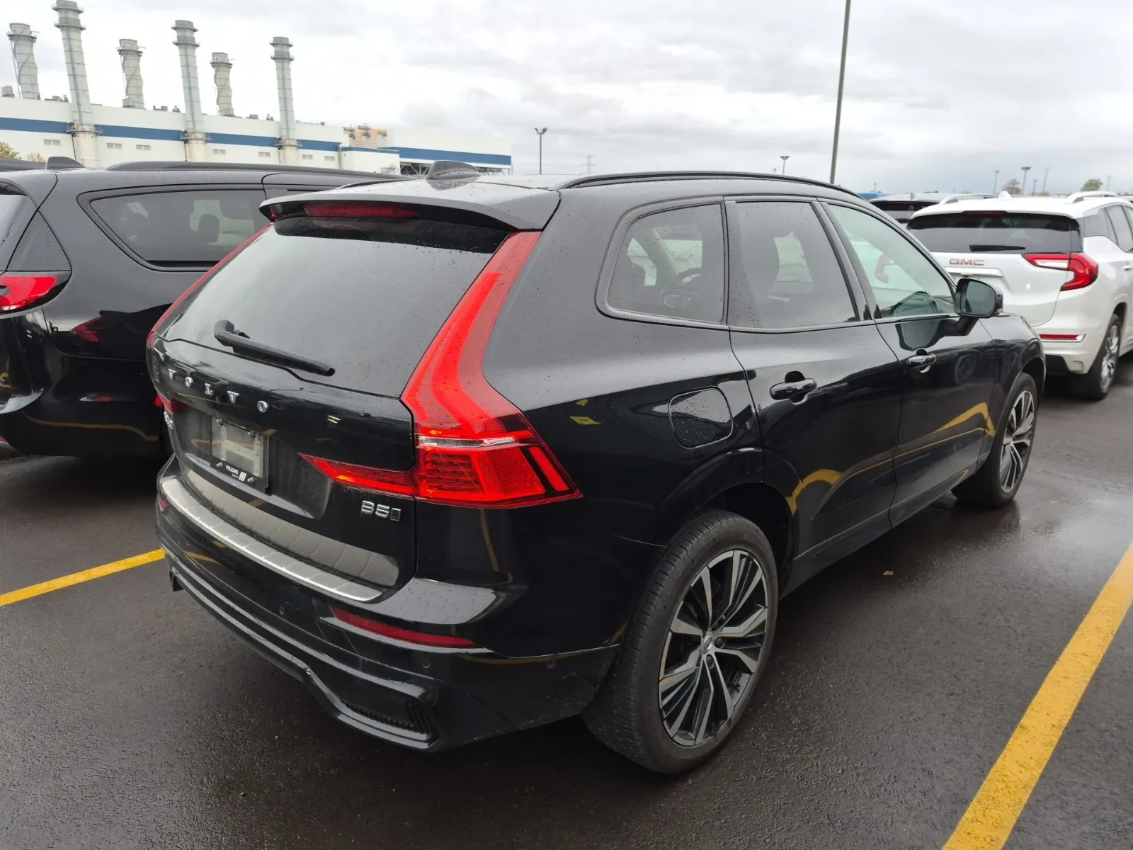 Passenger Rear 3/4 Photo
