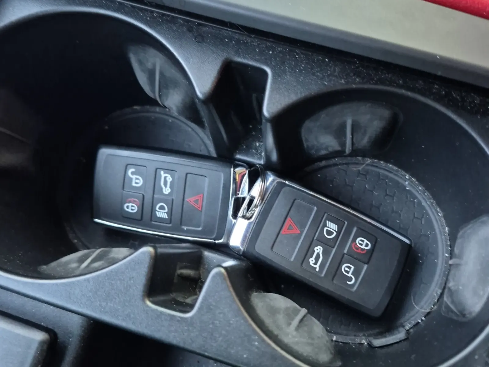 Keys/Fobs/Manual Photo