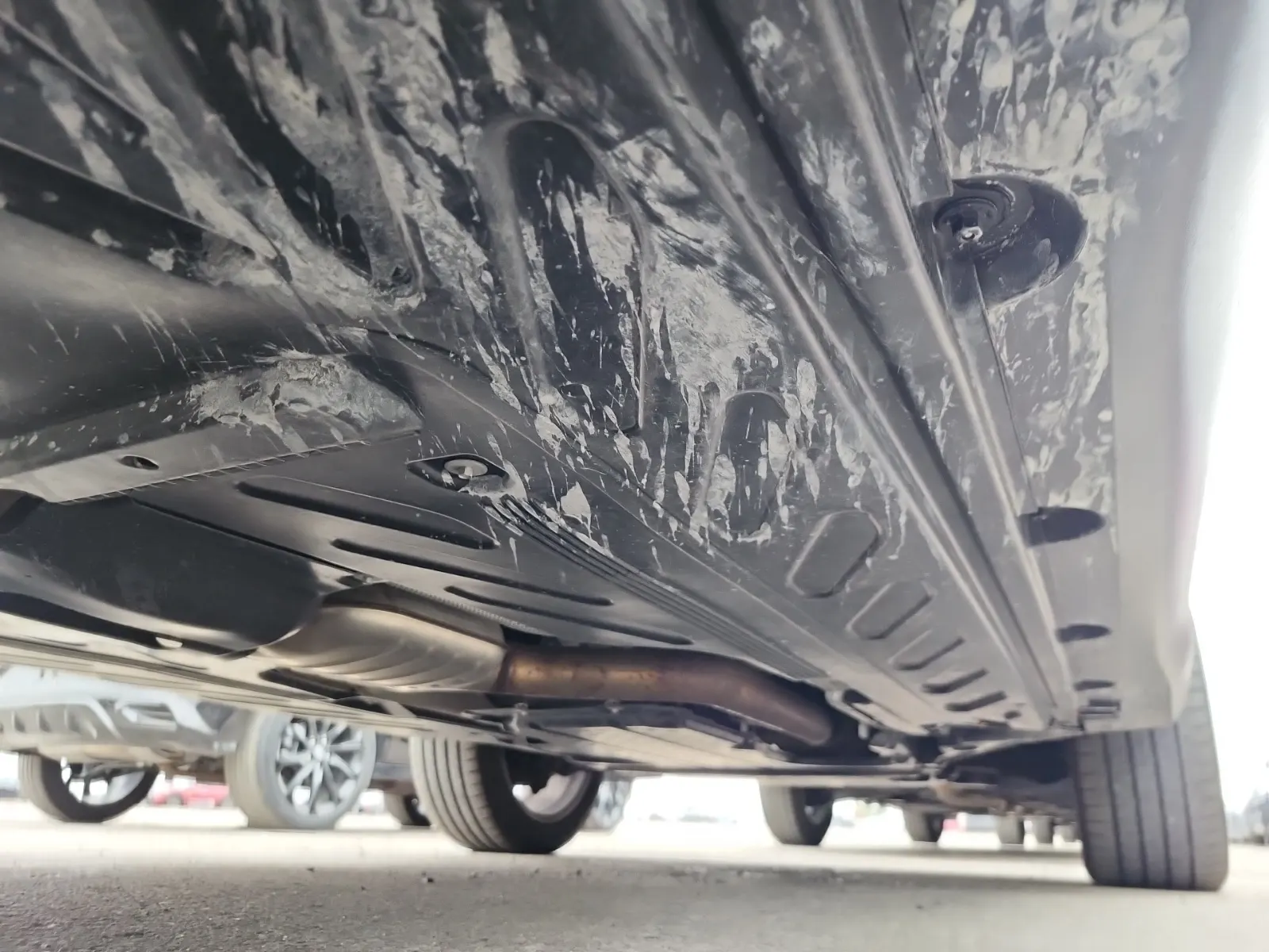 Undercarriage - Passenger Photo