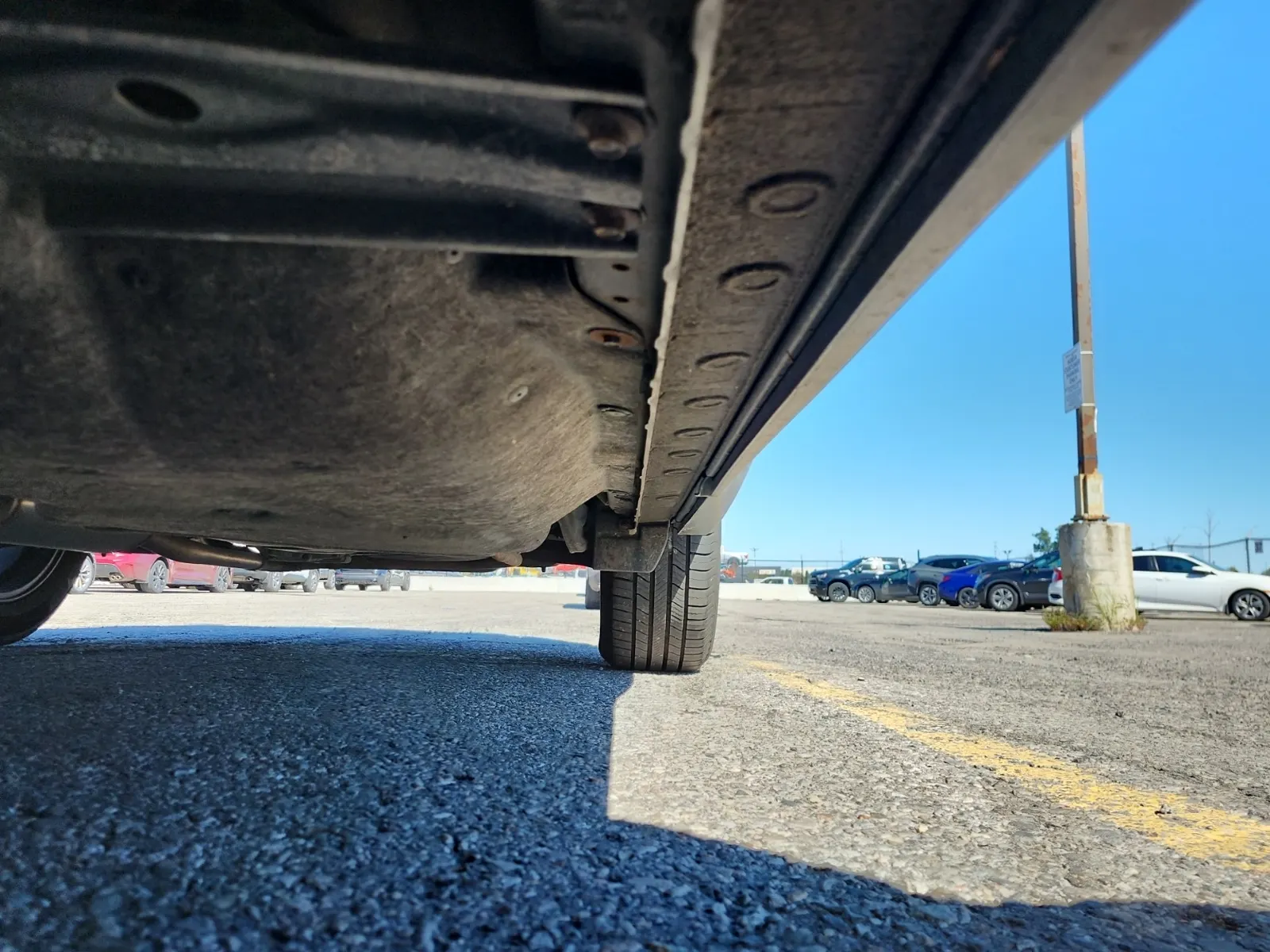 Undercarriage - Driver Photo