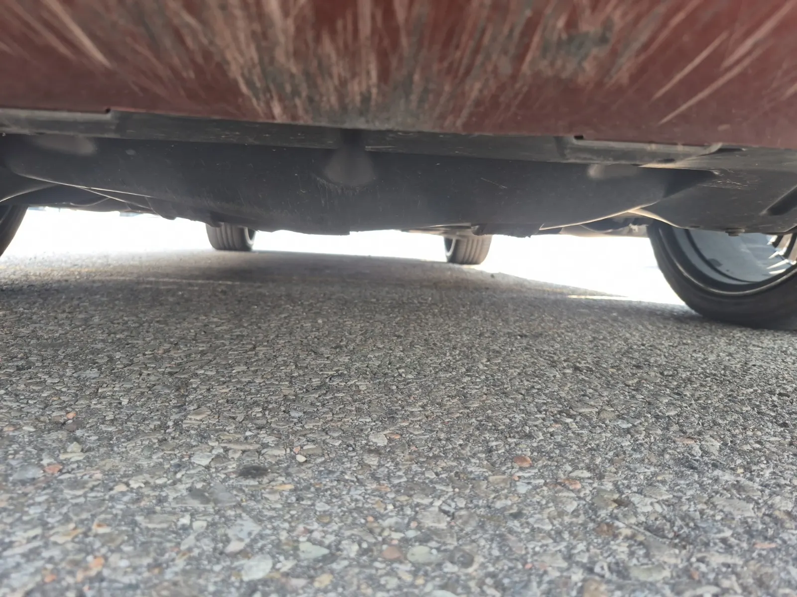 Undercarriage - Front Photo