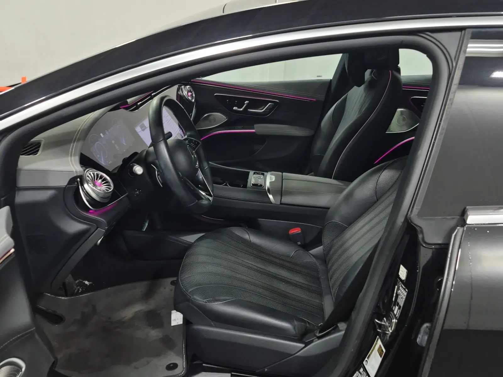 Front Interior Photo