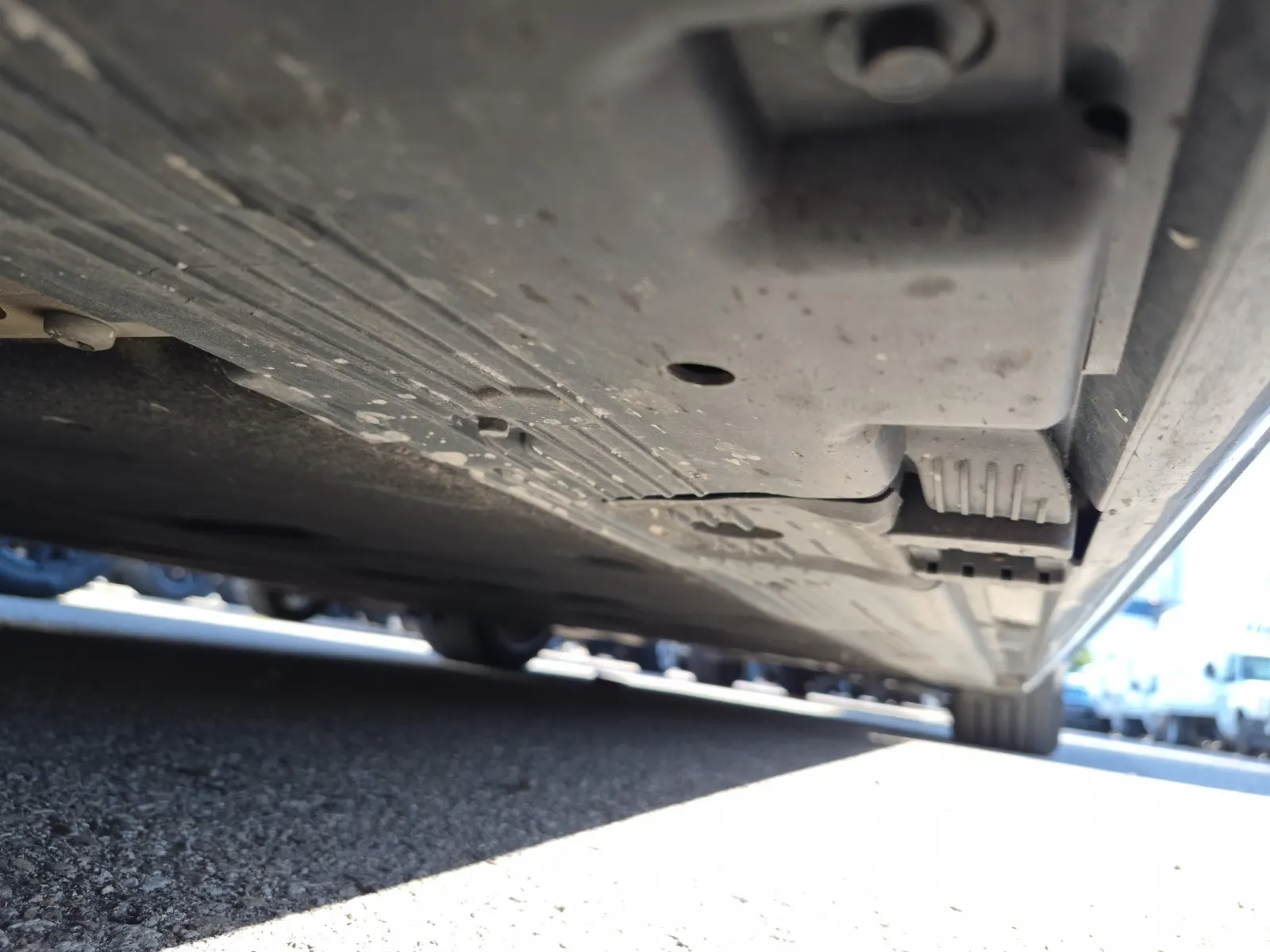 Undercarriage - Driver Photo