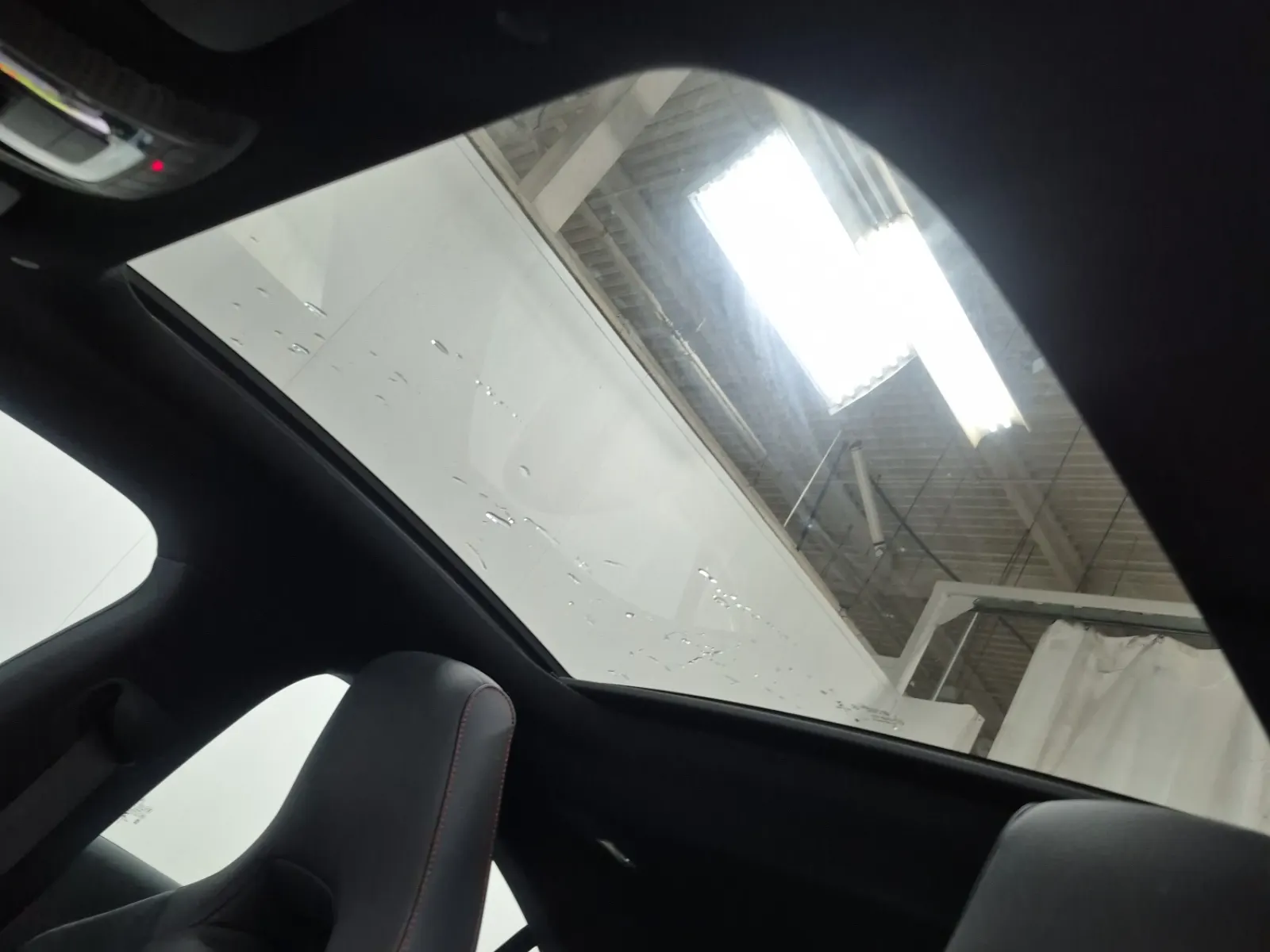 Interior Roof Photo