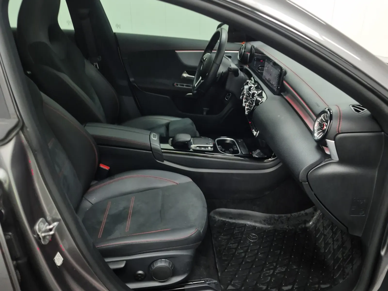 Right Side Interior Photo