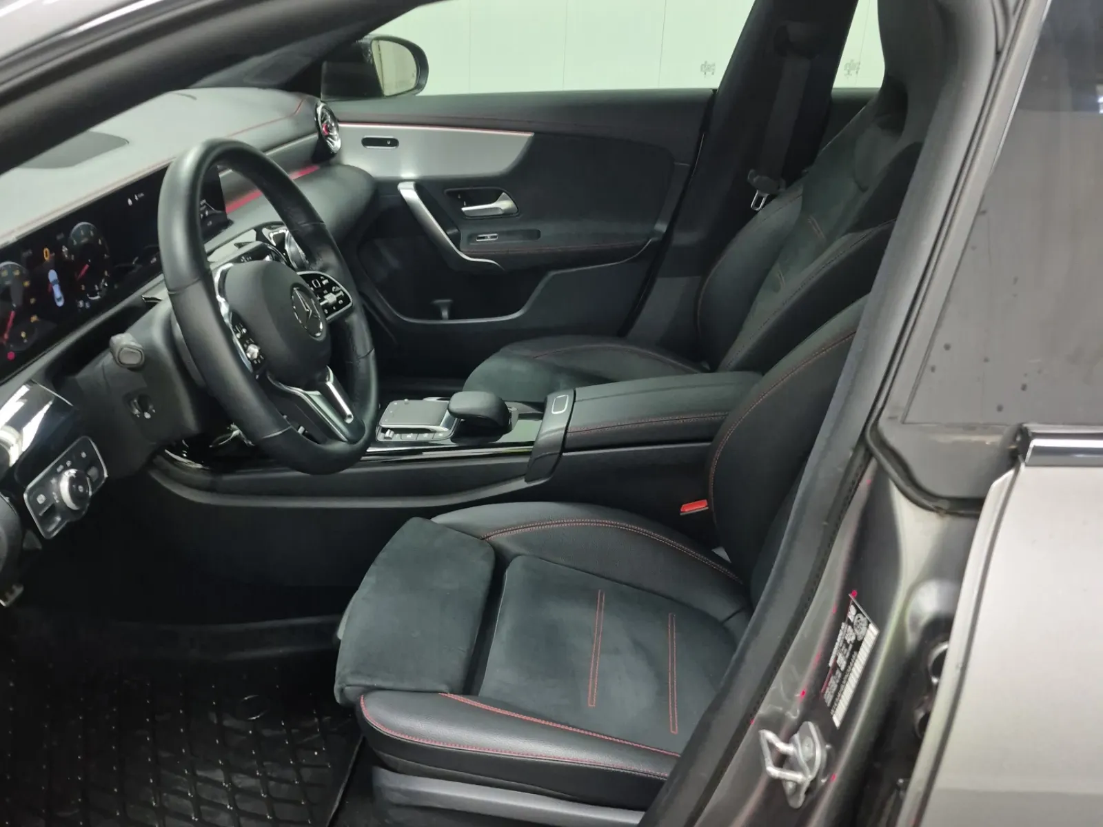 Front Interior Photo