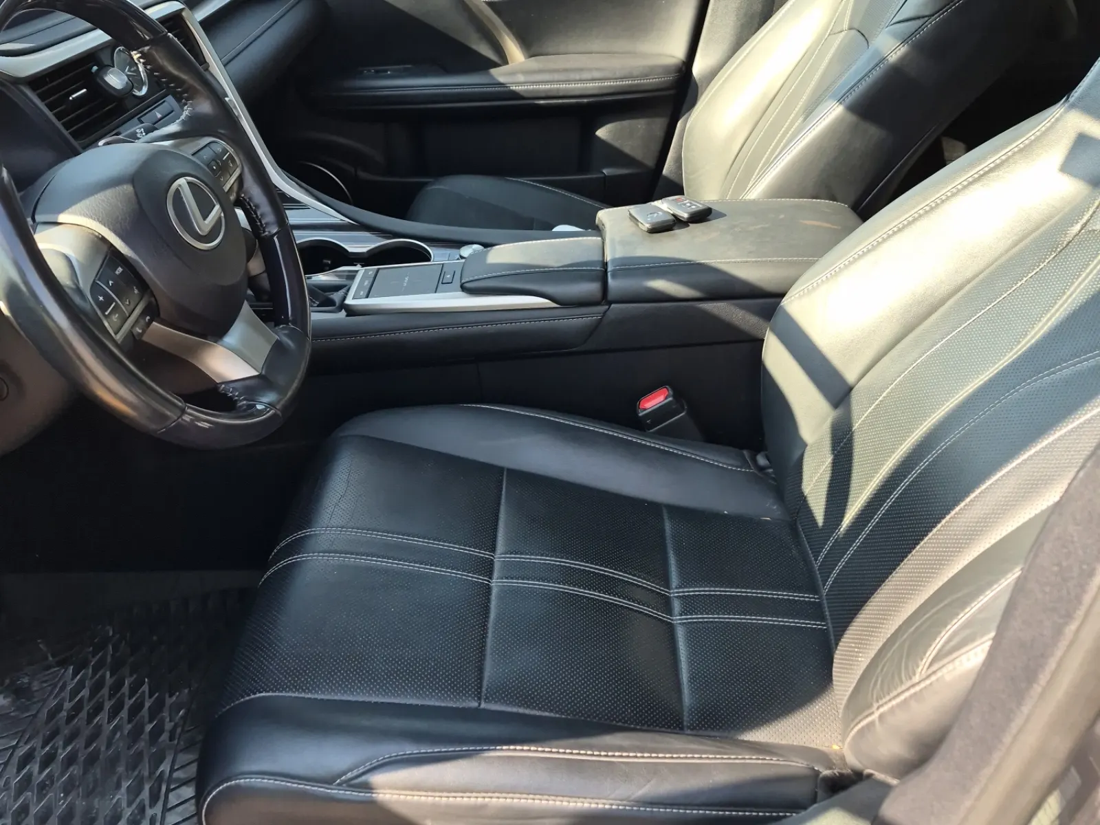 Front Interior Photo