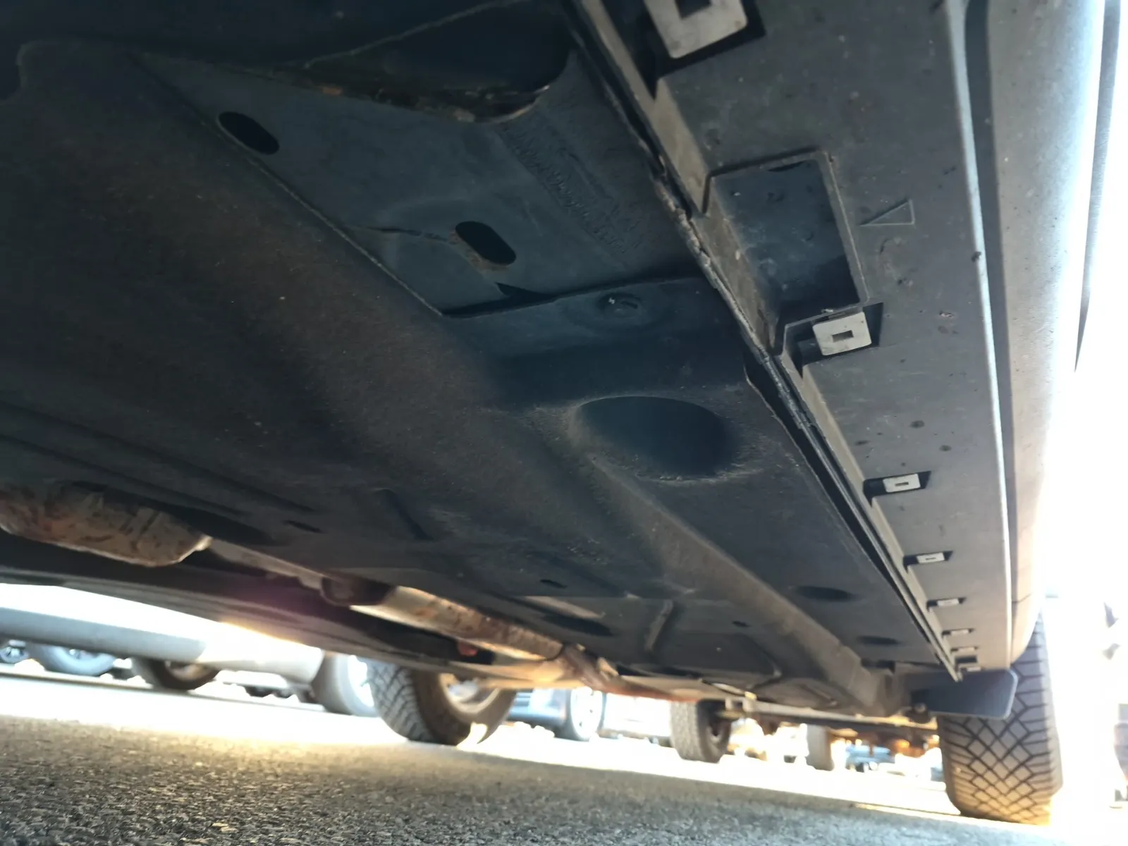 Undercarriage - Driver Photo