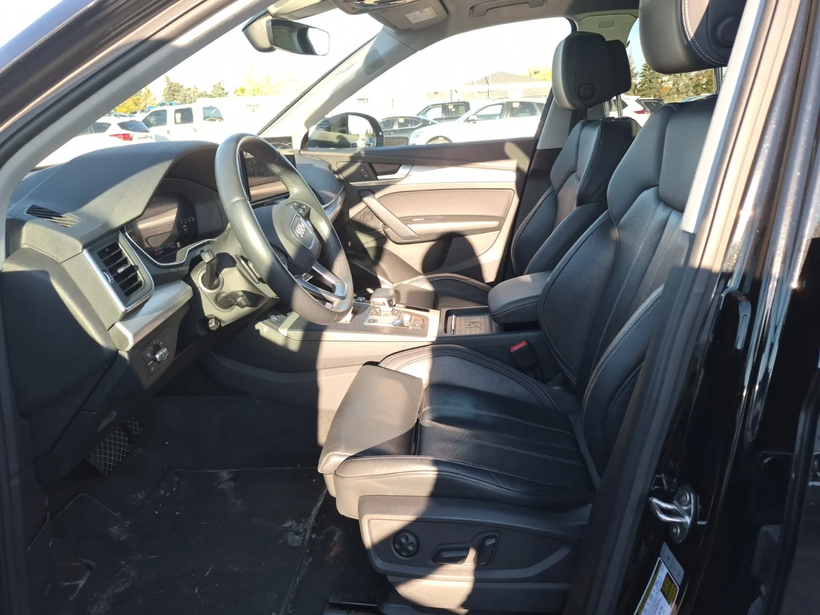 Front Interior Photo