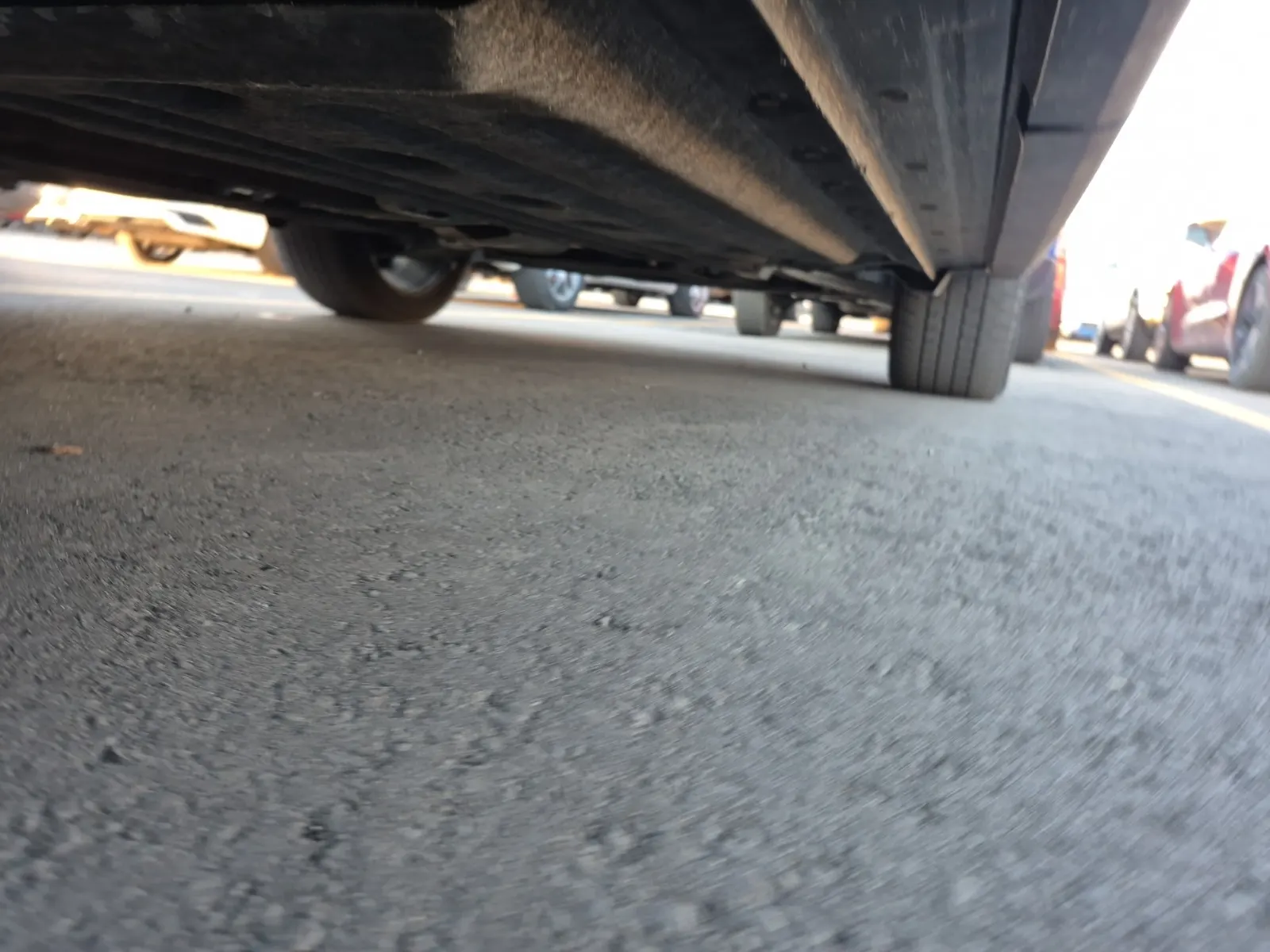 Undercarriage - Passenger Photo