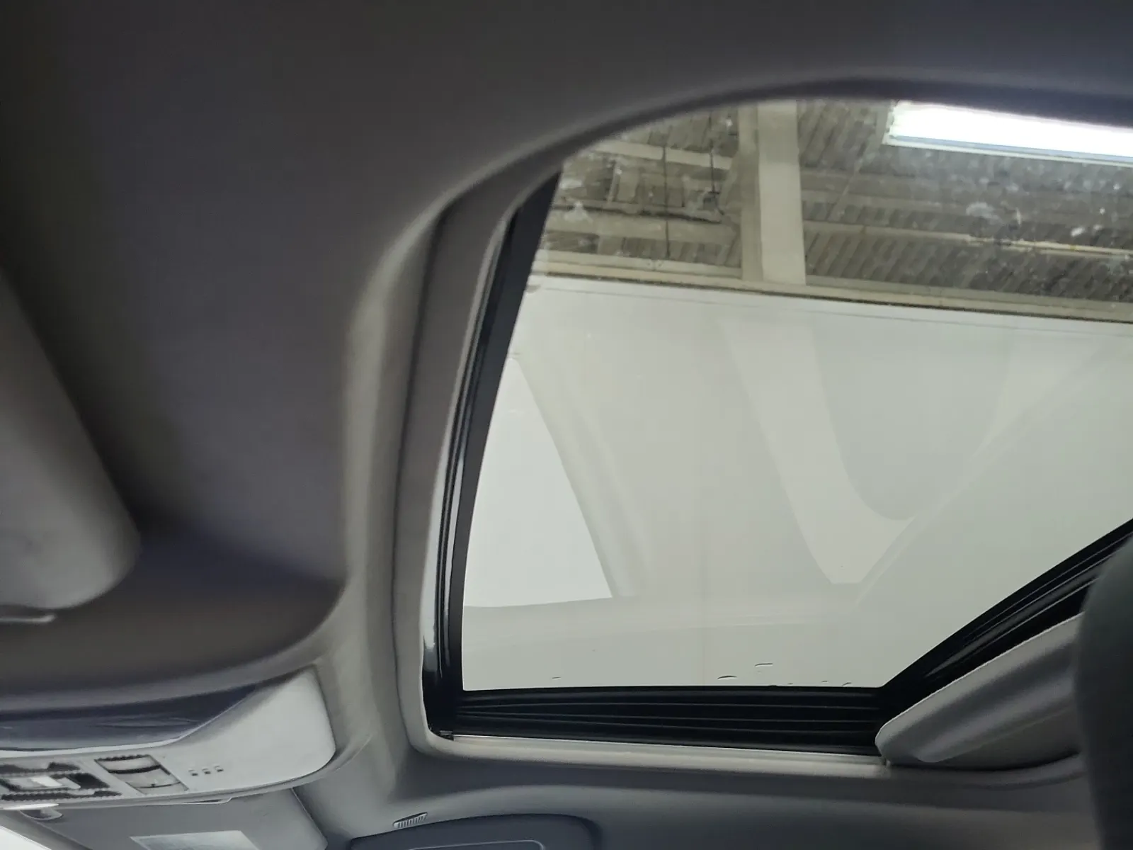 Interior Roof Photo