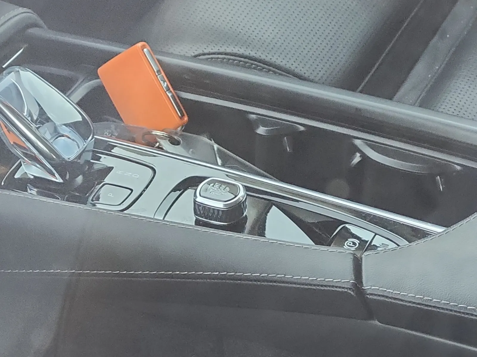 Keys/Fobs/Manual Photo