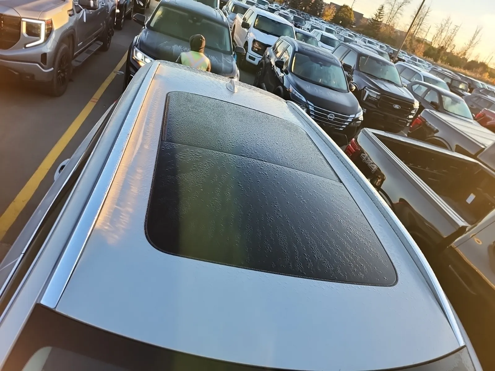 Exterior Roof Photo
