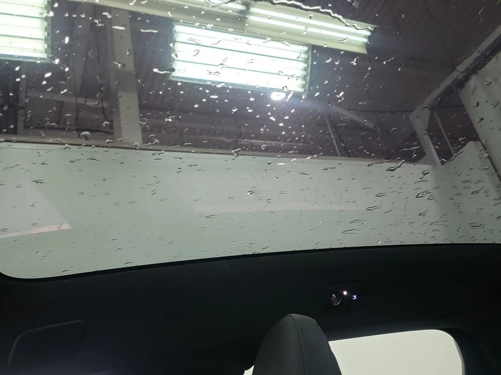 Interior Roof Photo