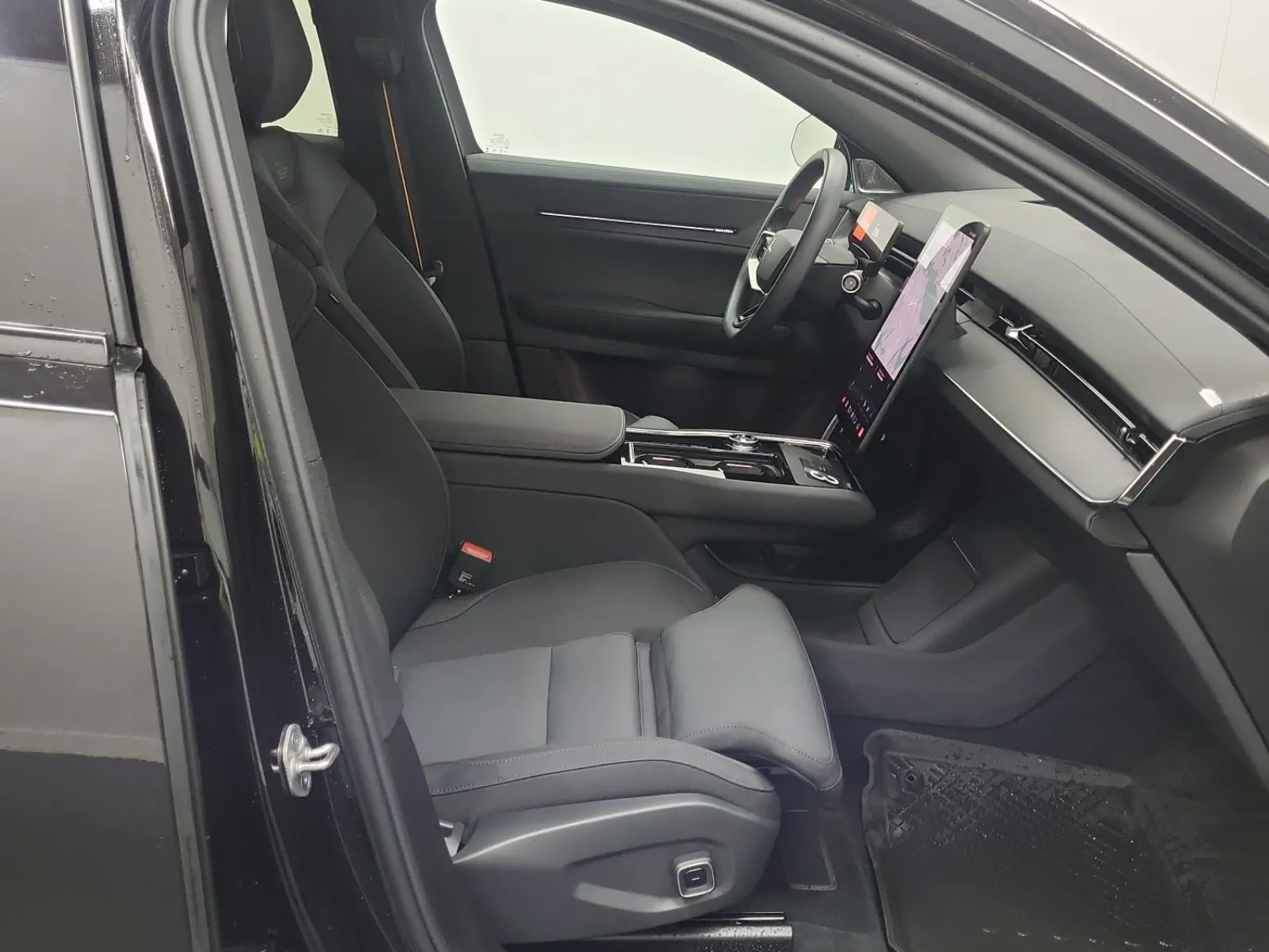 Right Side Interior Photo