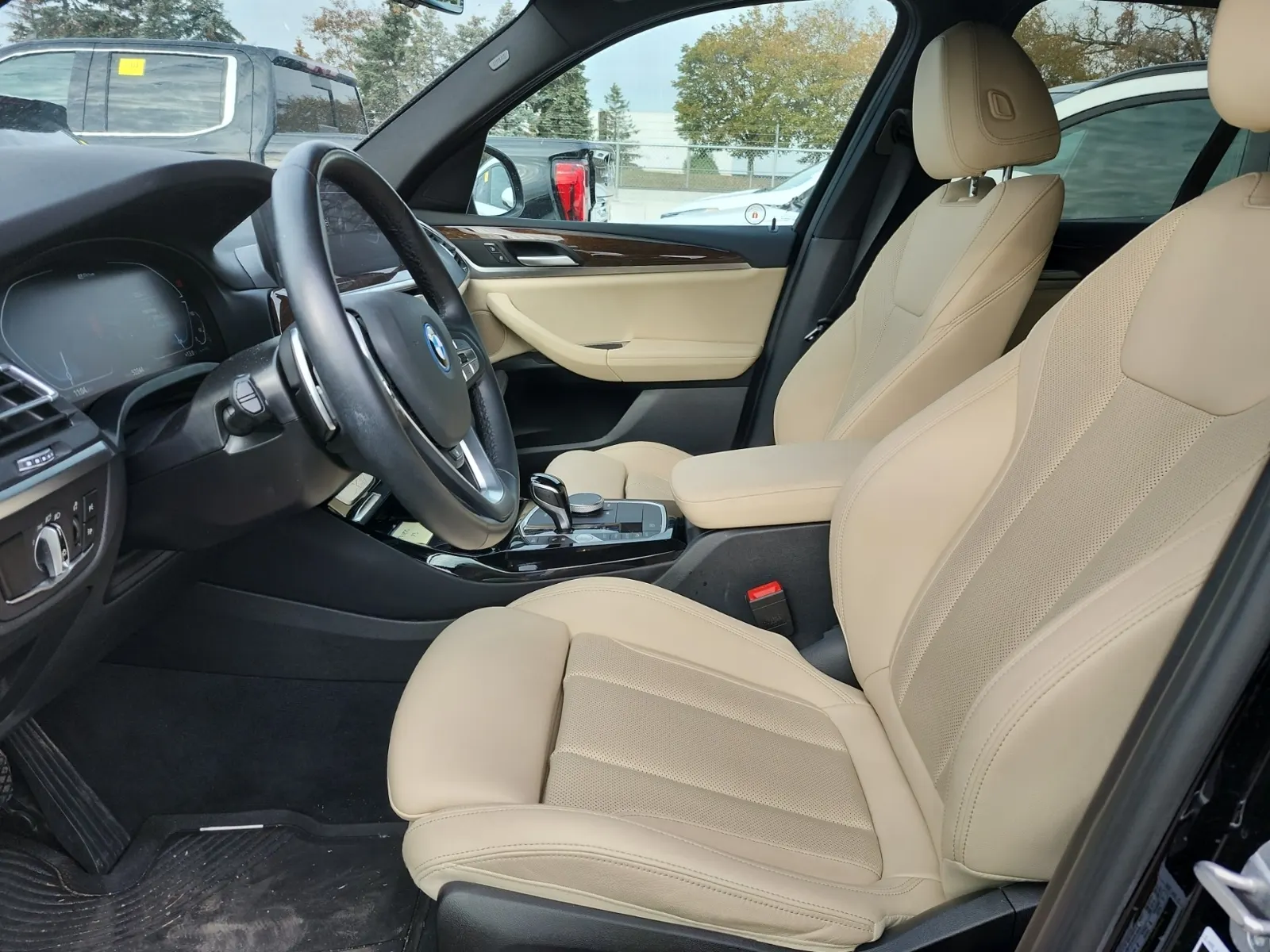 Front Interior Photo