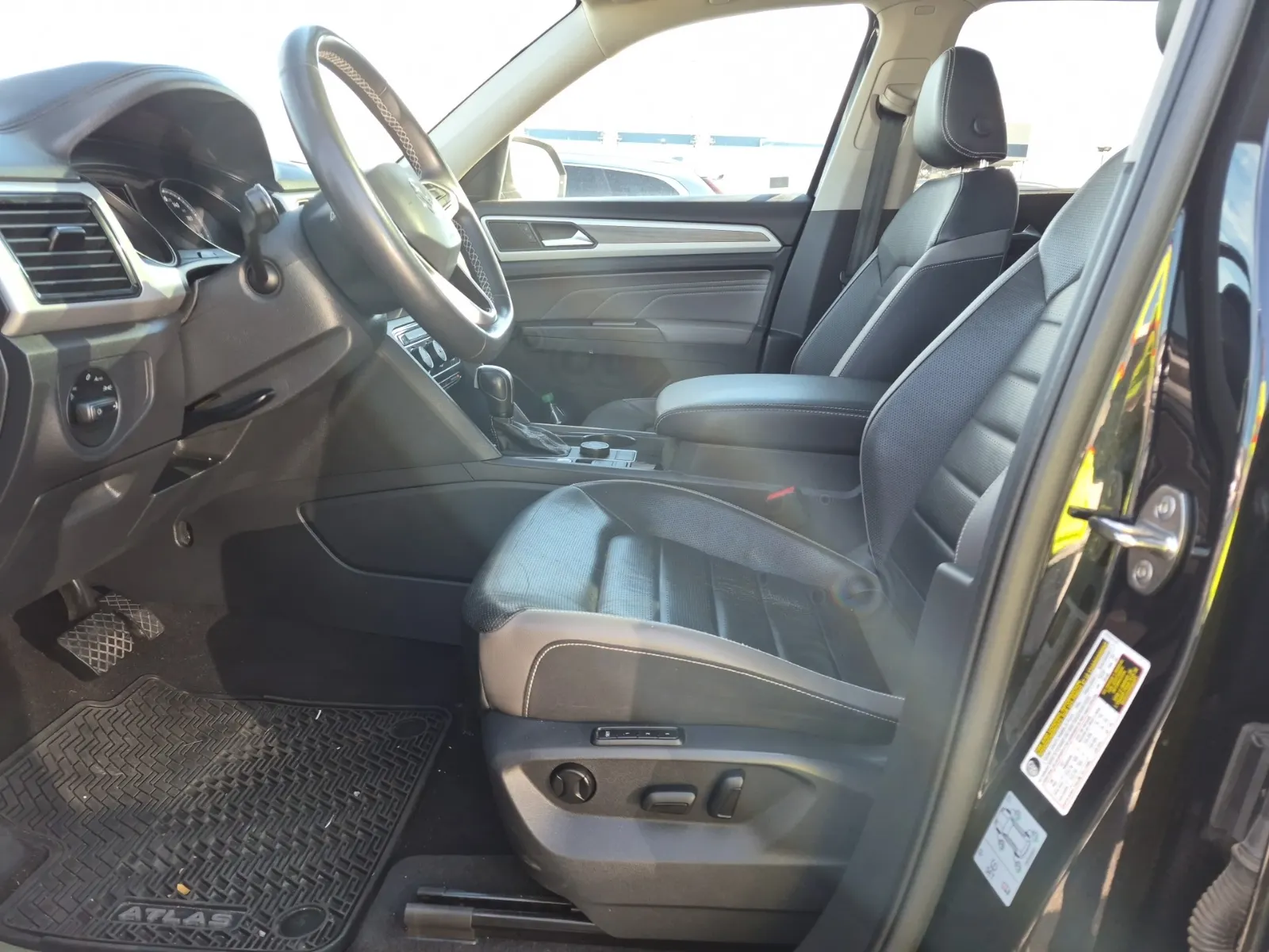 Front Interior Photo