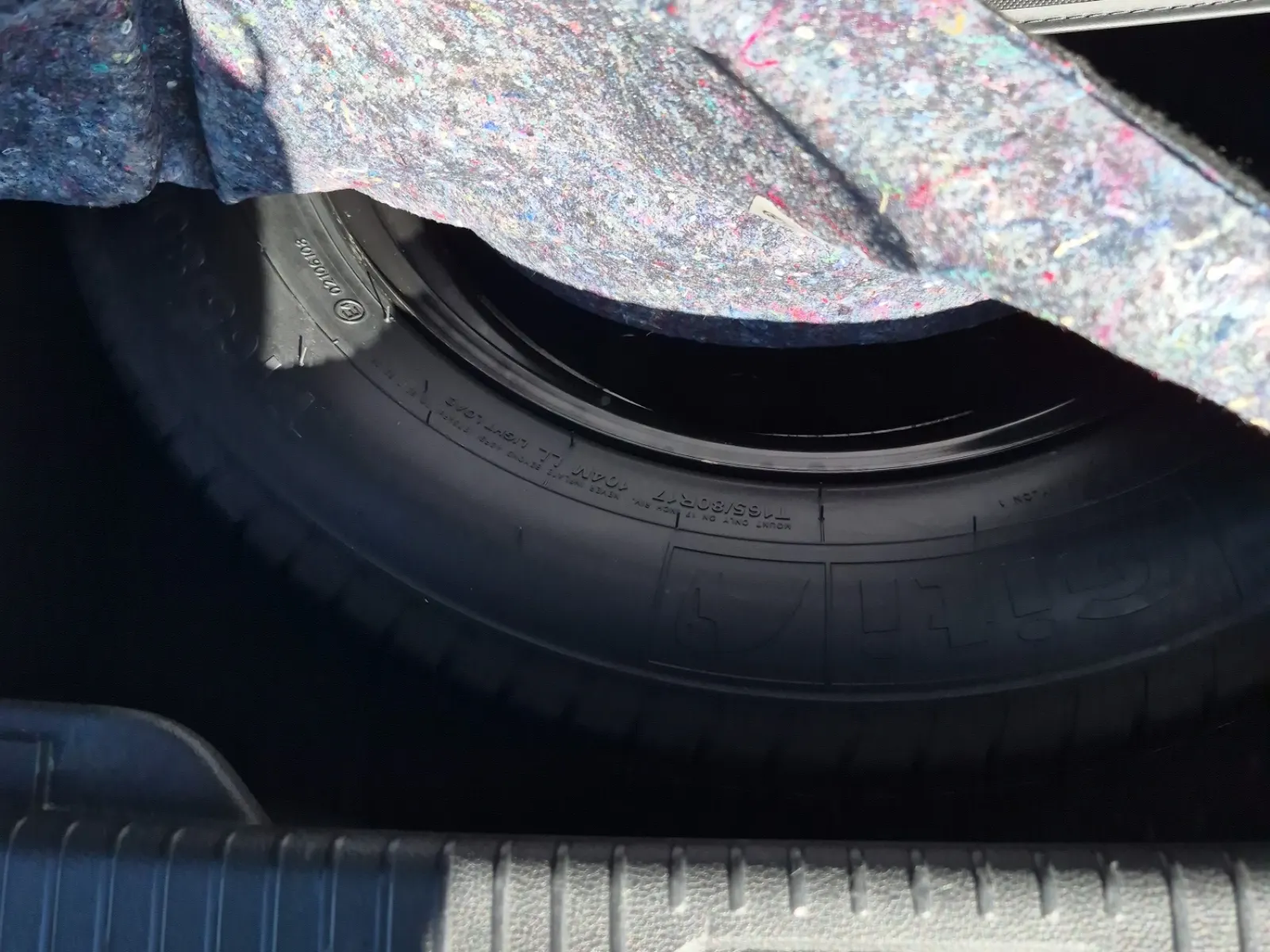 Spare Tire & Wheel Photo