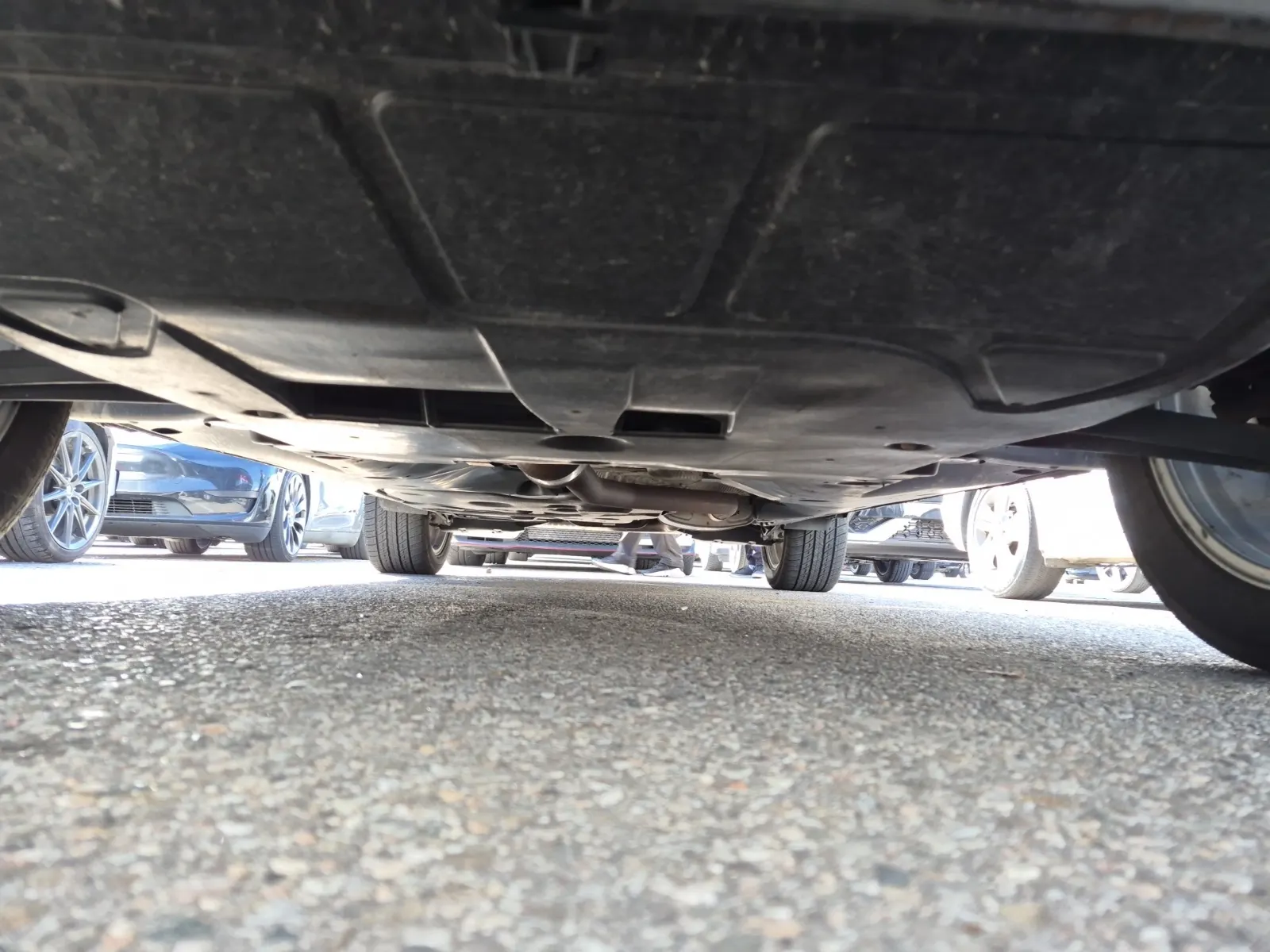 Undercarriage - Front Photo