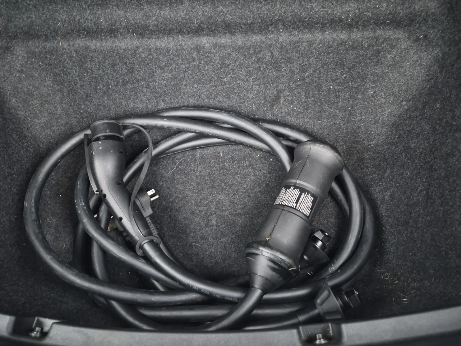 Charging Cable Photo