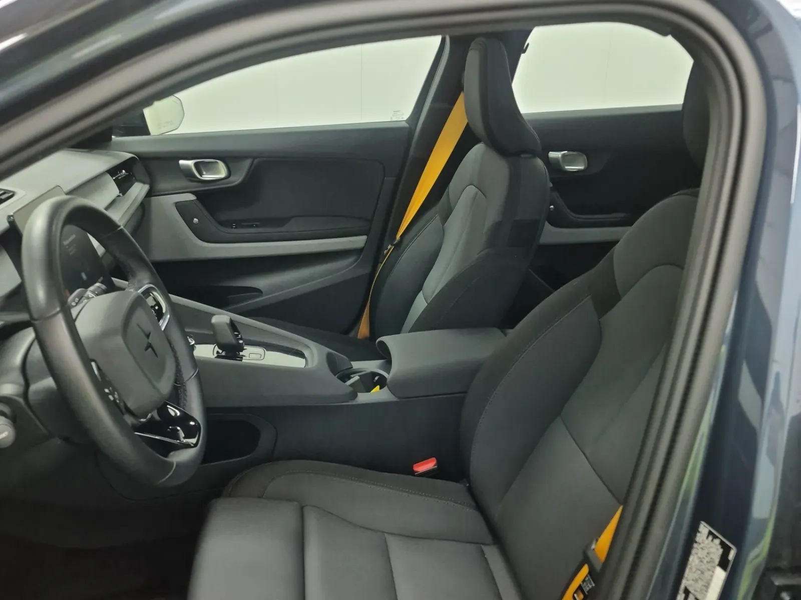 Front Interior Photo