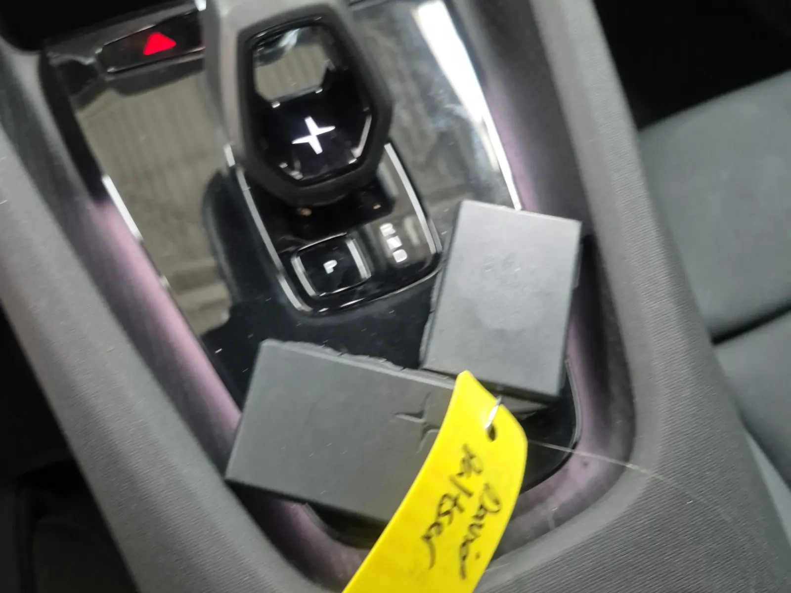 Keys/Fobs/Manual Photo