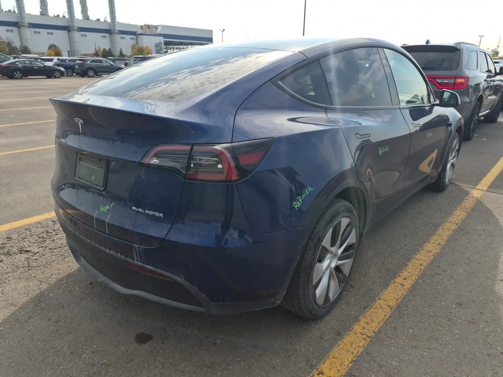 Passenger Rear 3/4 Photo