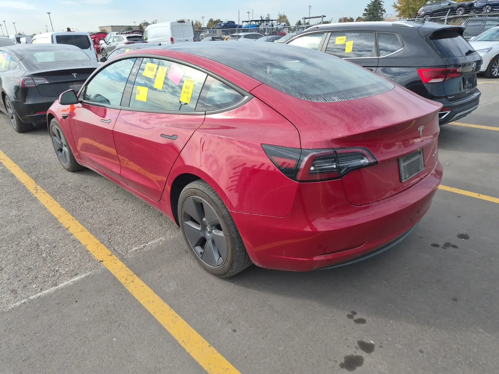 Driver Rear 3/4 Photo