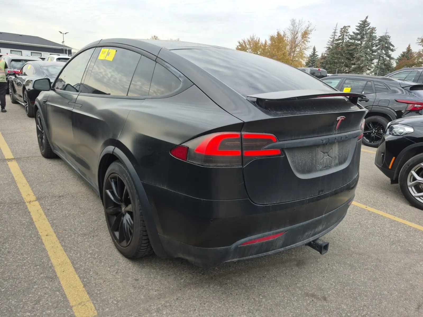 Driver Rear 3/4 Photo
