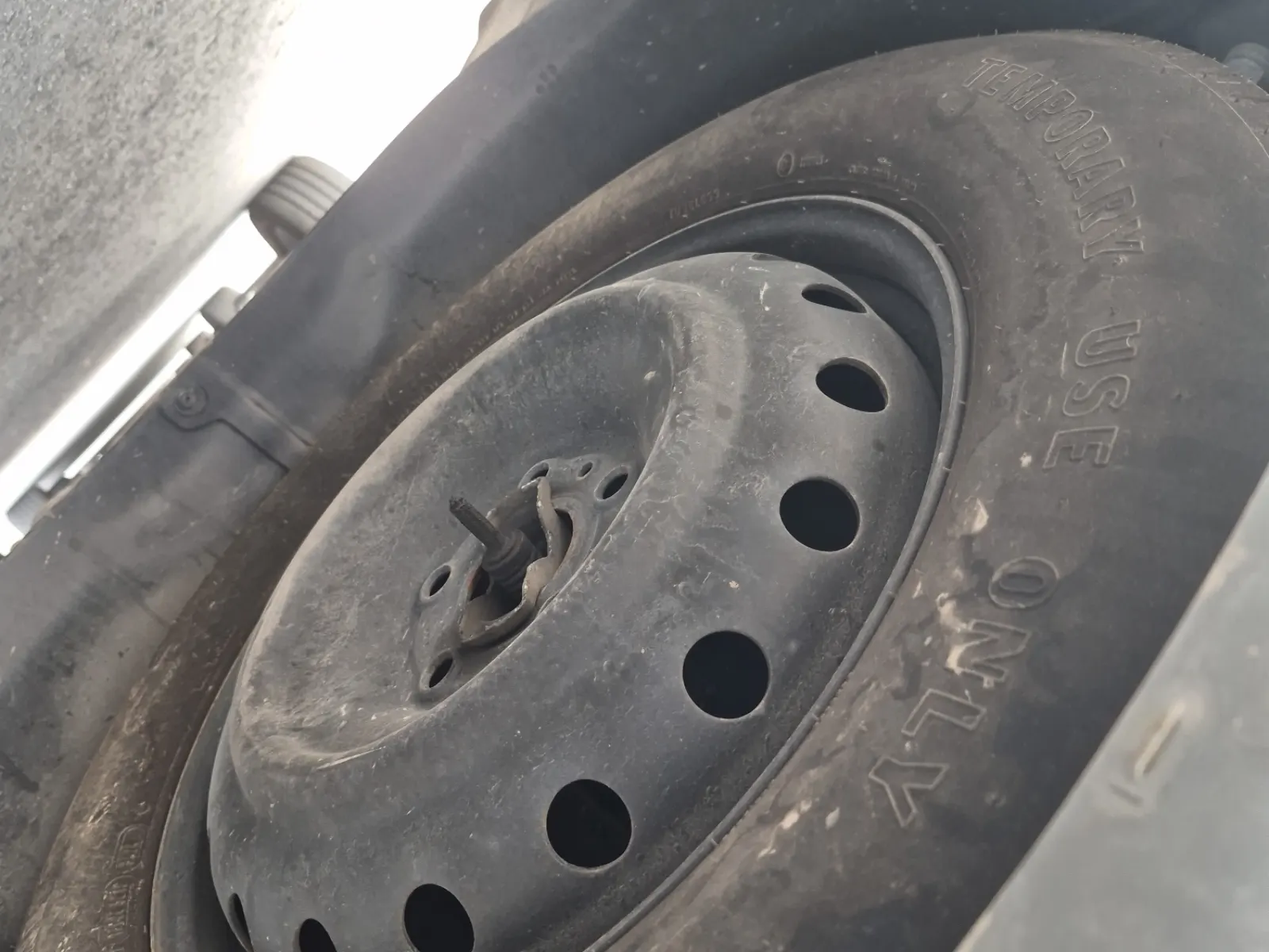 Spare Tire & Wheel Photo