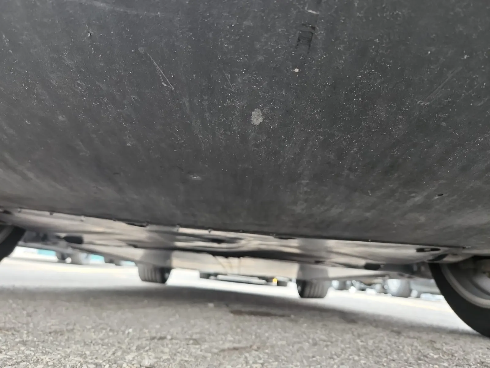 Undercarriage - Front Photo