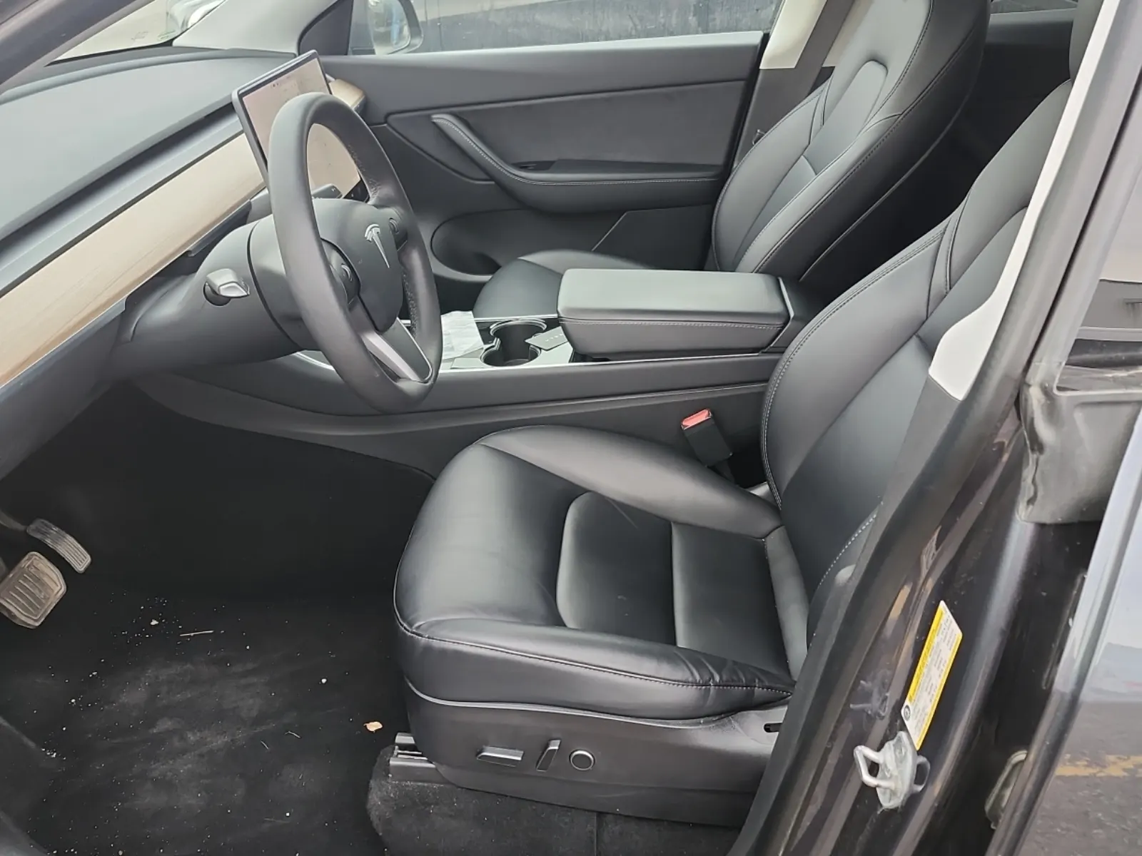 Front Interior Photo