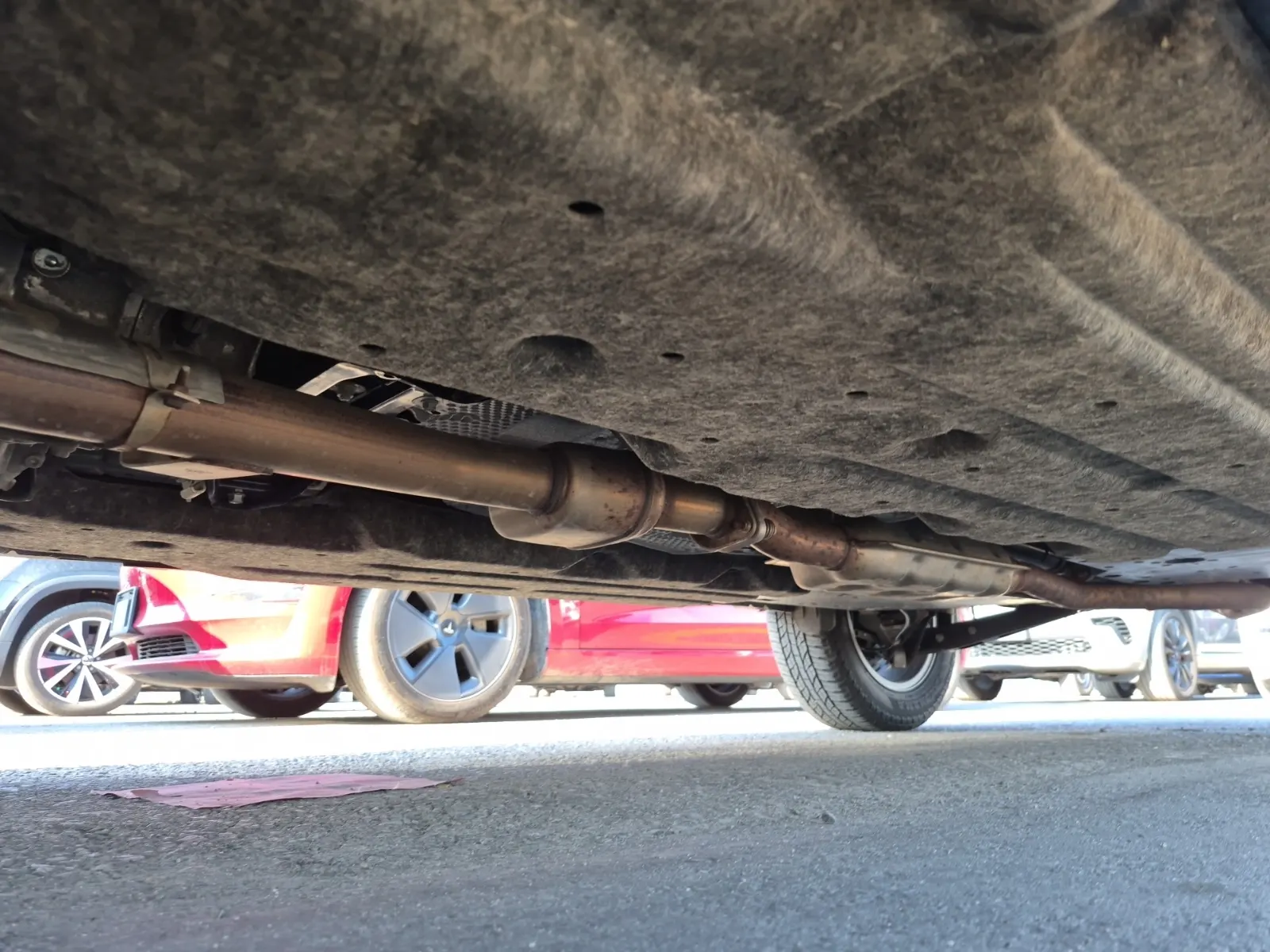 Undercarriage - Driver Photo
